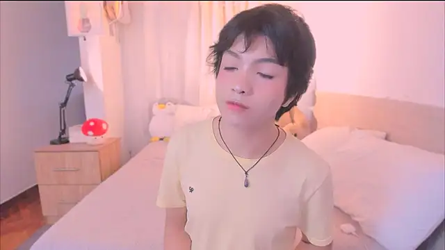 Snapshot of AllanYong18 chatting on 02.07.26 AllanYong18 online show from 02.07.26