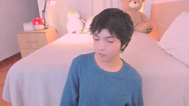 Snapshot of AllanYong18 chatting on 02.15.26 AllanYong18 online show from 02.15.26