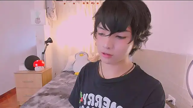 Snapshot of AllanYong18 chatting on 03.26.26 AllanYong18 online show from 03.26.26