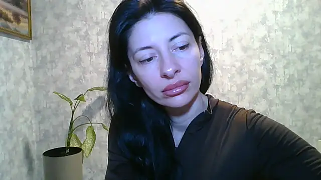 Snapshot of LissaBlossom chatting on 05.18.26 LissaBlossom online show from 05.18.26