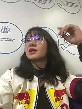 Catmila- online show from 02.27.25