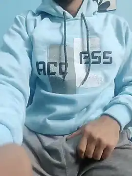 TOPMOON001 online show from 01.20.25