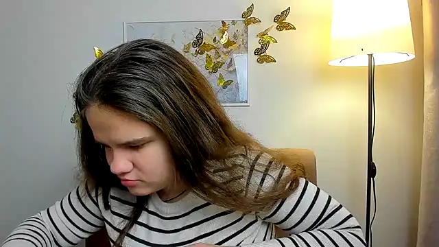 AdeleCruz online show from 02.16.25