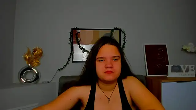 AdeleCruz online show from 02.22.25