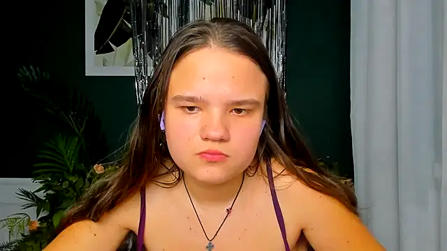 Snapshot of AdeleCruz chatting on 03.07.26 AdeleCruz online show from 03.07.26