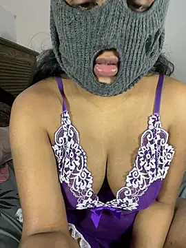 ArathyNambyarMallu online show from 02.05.25