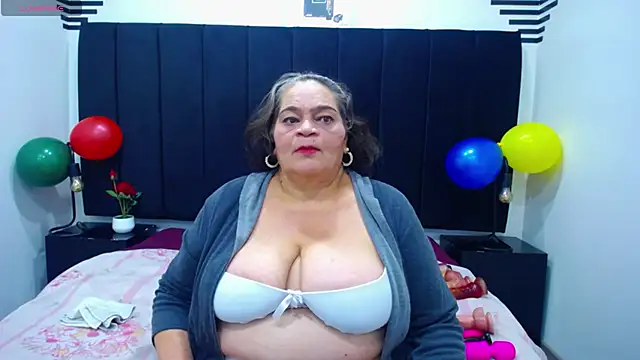 VickyBoobss online show from 10.23.25