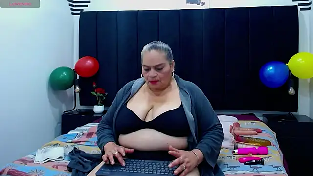 VickyBoobss online show from 10.24.25