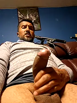 ElHades086 online show from 02.25.25