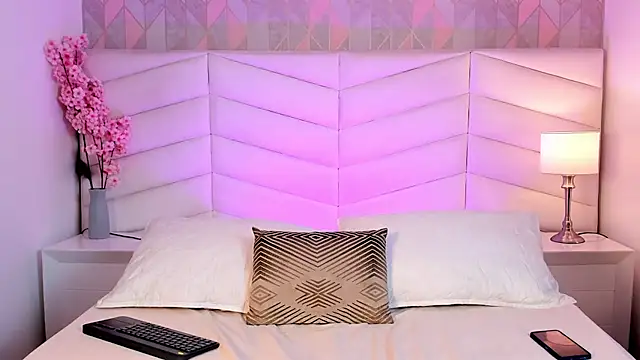 Snapshot of chelsea_bolton_ chatting on 01.21.25 chelsea bolton  online show from 01.21.25