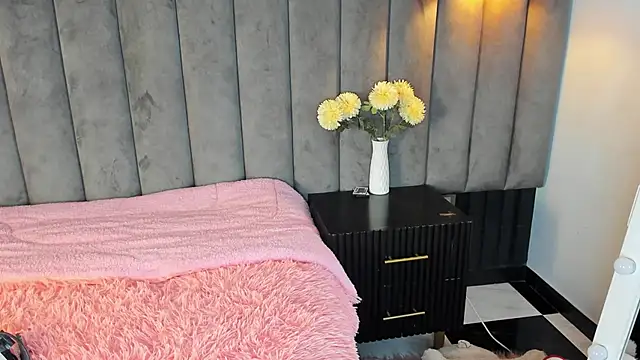 chelsea bolton  online show from 11.19.25