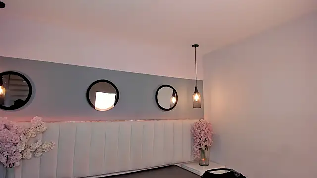 chelsea bolton  online show from 03.26.26