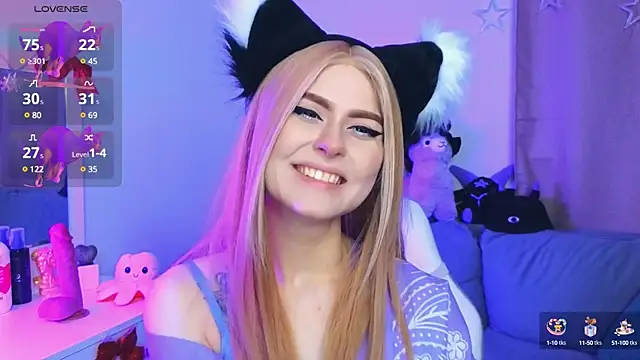 Emily  Mooree online show from 02.07.25