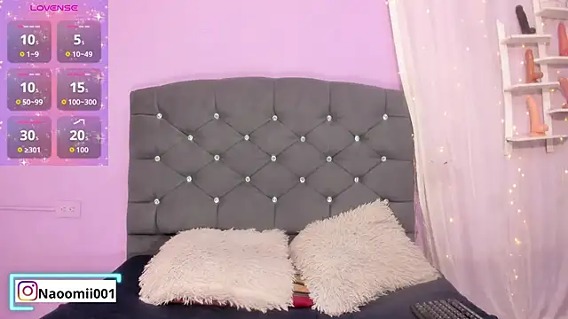 naomii 0 online show from 12.15.25