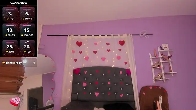 naomii 0 online show from 02.14.26