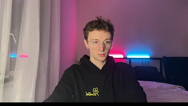 Snapshot of Calvin_Polanski chatting on 01.19.25 Calvin Polanski online show from 01.19.25