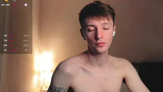 Snapshot of Calvin_Polanski chatting on 10.05.25 Calvin Polanski online show from 10.05.25