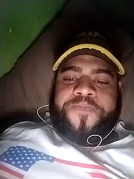 Snapshot of safado0027 chatting on 04.17.26 safado0027 online show from 04.17.26