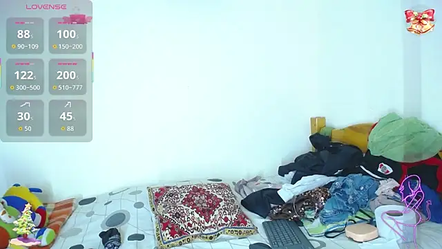 boysLittle online show from 12.04.25