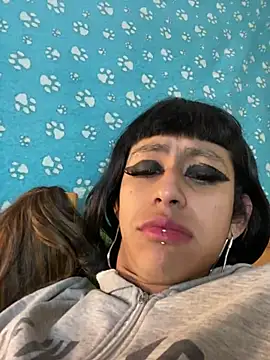 boysLittle online show from 01.11.26