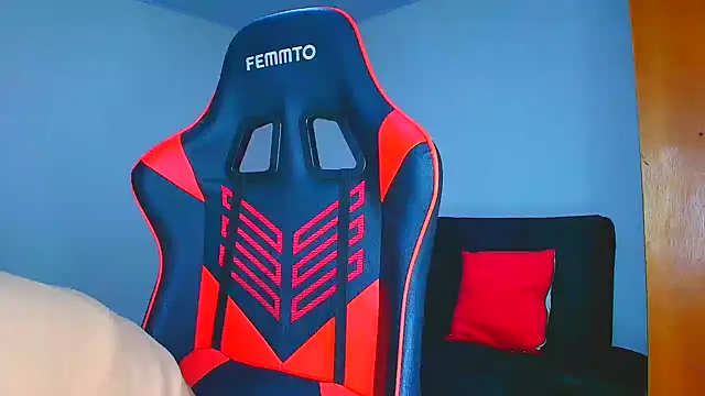 Snapshot of Rousse_violett chatting on 01.16.26 Rousse violett online show from 01.16.26