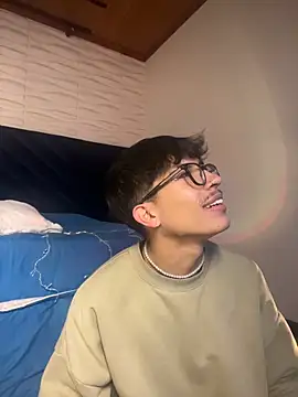 Snapshot of tim__fox chatting on 12.04.25 tim fox online show from 12.04.25