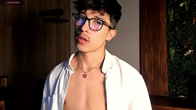 Snapshot of tim__fox chatting on 01.08.26 tim fox online show from 01.08.26