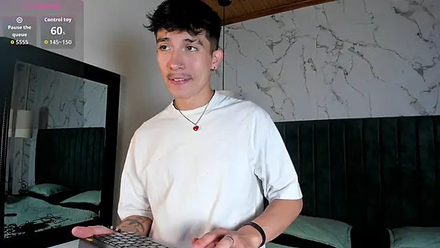 Snapshot of tim__fox chatting on 05.16.26 tim fox online show from 05.16.26
