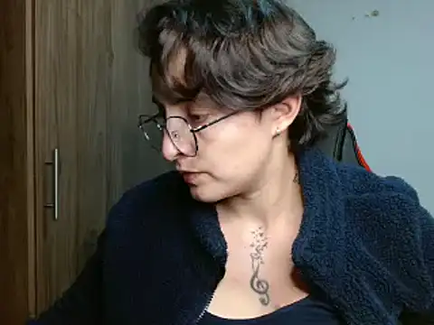 Snapshot of alex_parker07 chatting on 01.31.25 alex parker07 online show from 01.31.25