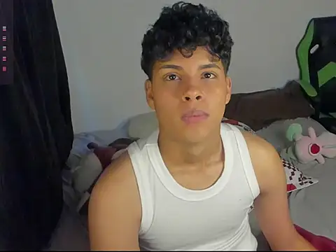 Snapshot of dani_angels__ chatting on 01.21.25 dani angels   online show from 01.21.25