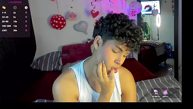 Snapshot of dani_angels__ chatting on 02.13.25 dani angels   online show from 02.13.25