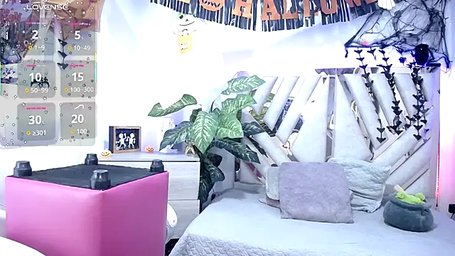 NyxAndria 1 online show from 11.13.25