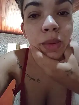 Snapshot of oliveira_k chatting on 10.24.25 oliveira k online show from 10.24.25