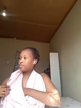 Snapshot of daddysgirly20 chatting on 01.08.25 daddysgirly20 online show from 01.08.25