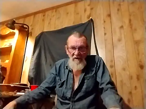 Snapshot of Aldick68 chatting on 02.14.25 Aldick68 online show from 02.14.25