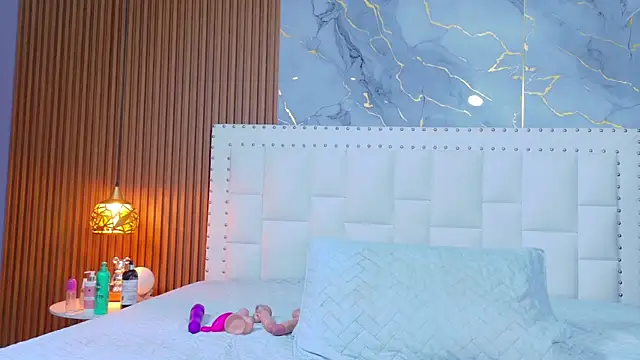 hotiergirl online show from 02.21.26