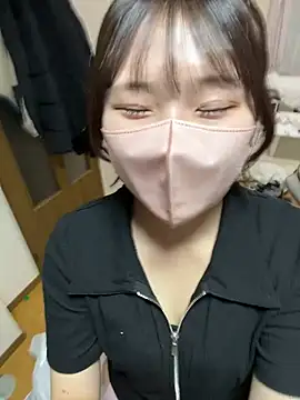 Snapshot of sakuchaaa_2525 chatting on 08.03.26 sakuchaaa 2525 online show from 08.03.26