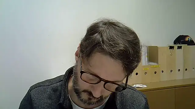 Snapshot of Cellino4 chatting on 01.20.25 Cellino4 online show from 01.20.25