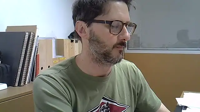 Snapshot of Cellino4 chatting on 01.21.25 Cellino4 online show from 01.21.25