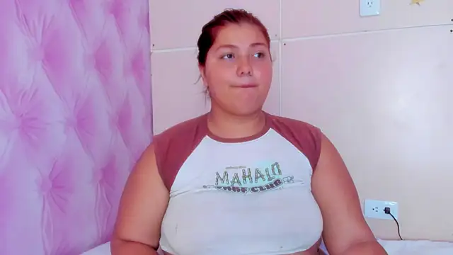 TaniaBellini online show from 03.12.25