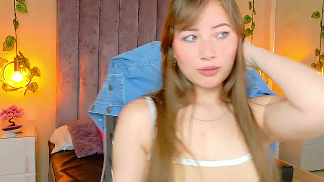 Snapshot of Dahlia_Rousse chatting on 05.06.26 Dahlia Rousse online show from 05.06.26
