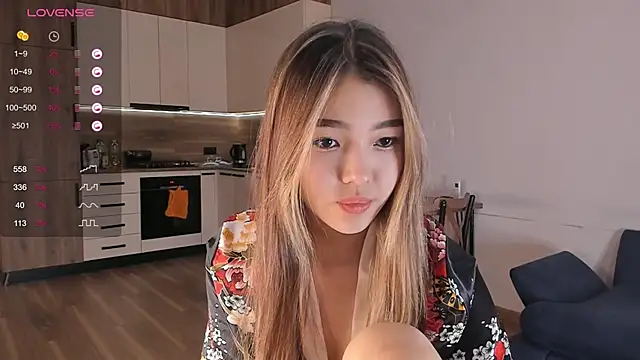 Snapshot of mirann chatting on 03.01.25 mirann online show from 03.01.25