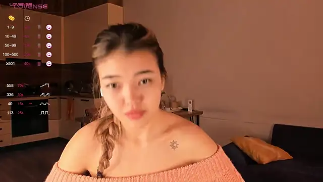 Snapshot of mirann chatting on 03.13.25 mirann online show from 03.13.25