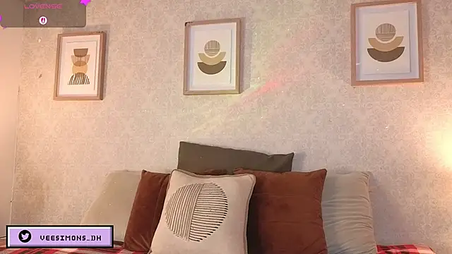 Veronica simons online show from 12.04.25