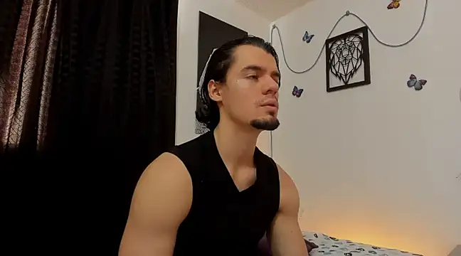 Snapshot of maxi_styles chatting on 02.07.25 maxi styles online show from 02.07.25