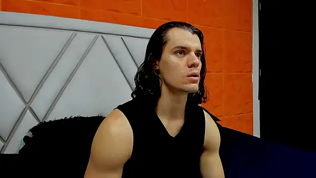 Snapshot of maxi_styles chatting on 02.23.26 maxi styles online show from 02.23.26