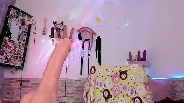 Snapshot of amyswallow7 chatting on 02.27.26 amyswallow7 online show from 02.27.26