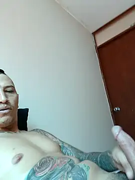 Snapshot of Andrexlupe chatting on 10.21.25 Andrexlupe online show from 10.21.25