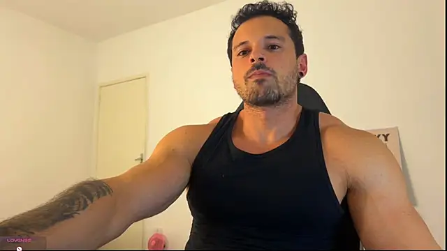 Snapshot of Lucasfit24 chatting on 06.09.26 Lucasfit24 online show from 06.09.26