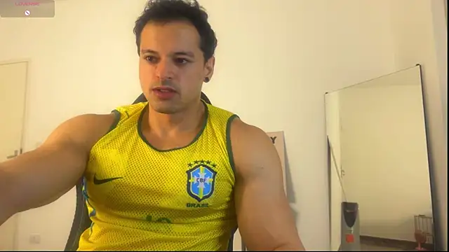 Snapshot of Lucasfit24 chatting on 06.10.26 Lucasfit24 online show from 06.10.26